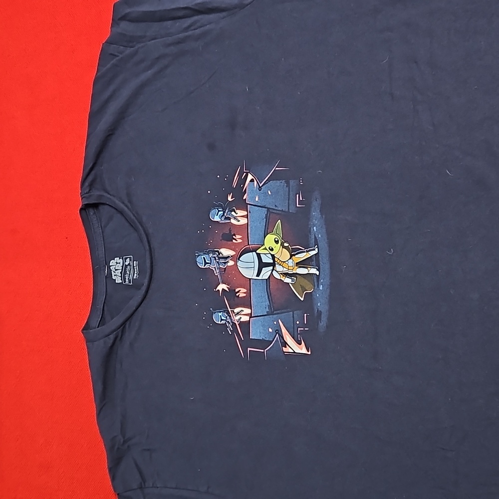 STAR WARS teeturtle Unisex The Mandalorian   2XL EUC